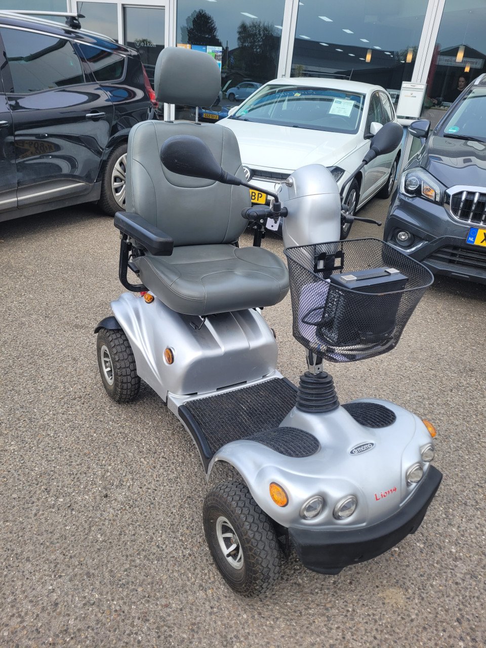 Scootmobiel Drmomo Lion4