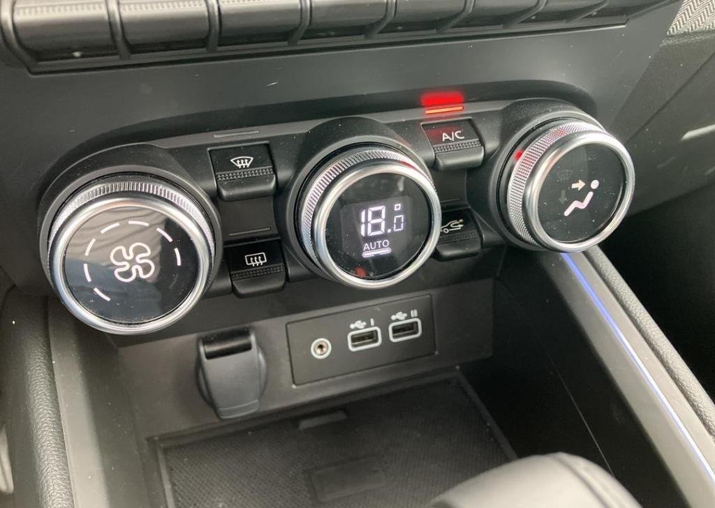 Renault Clio 1.6 e-tech full hybrid 145 techno