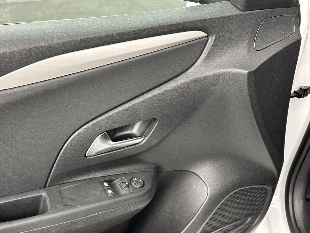 Opel Corsa 1.2 edition | airco | apple carplay/android auto | 16" lichtmeta
