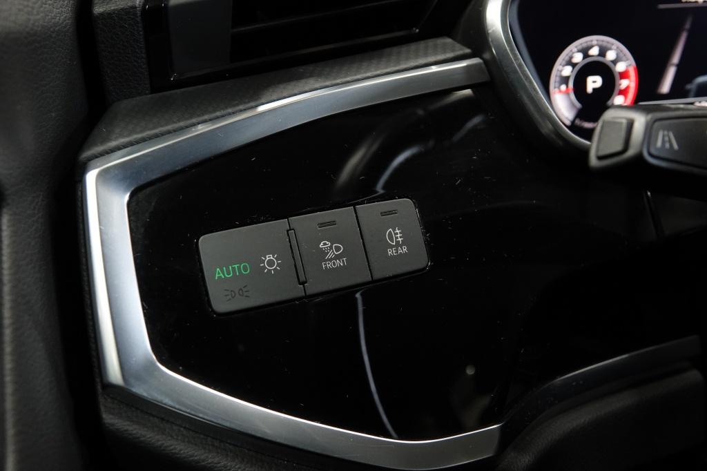 Audi Q3 35 tfsi pro line | keyless | led | camera |