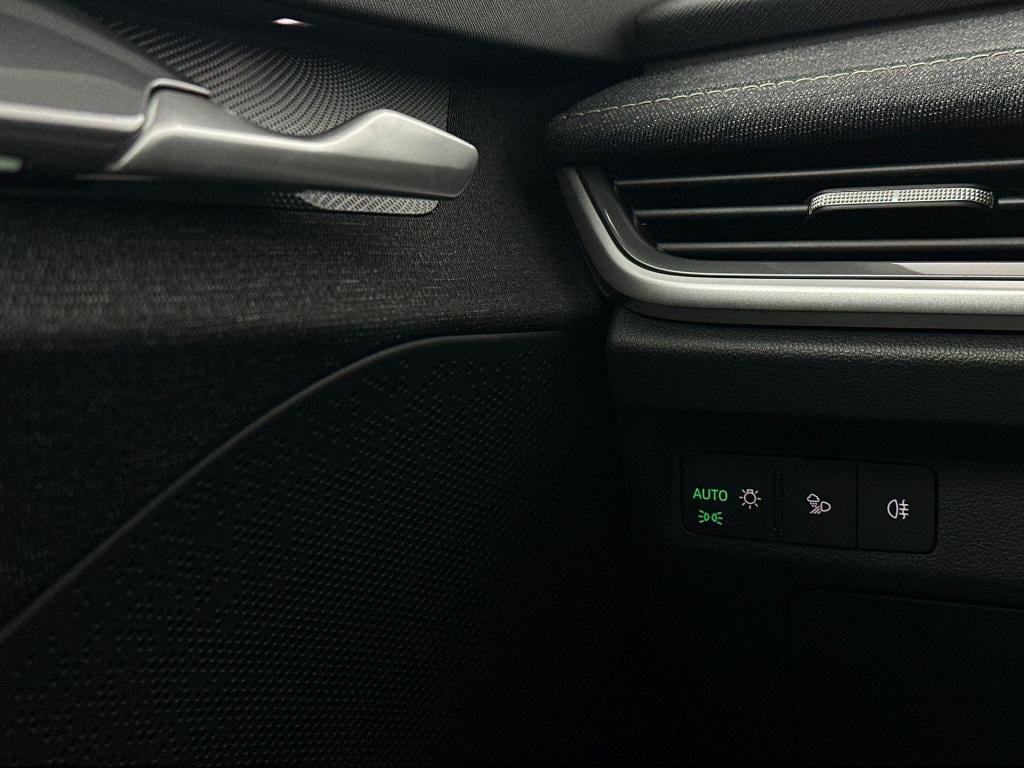 Skoda Elroq business edition elektromotor 210 kw / 286 pk suv