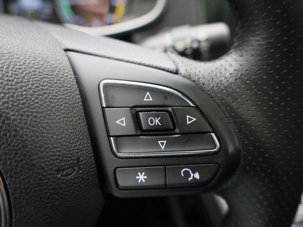 MG Zs-ev mg luxury 45 kwh aut.| panoramadak | leder | navigatie | camera | 
