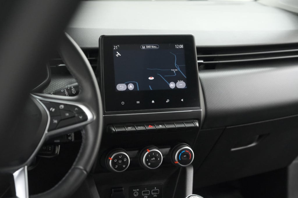 Renault Clio tce 90 zen | parkeersensoren | navigatie | apple carplay