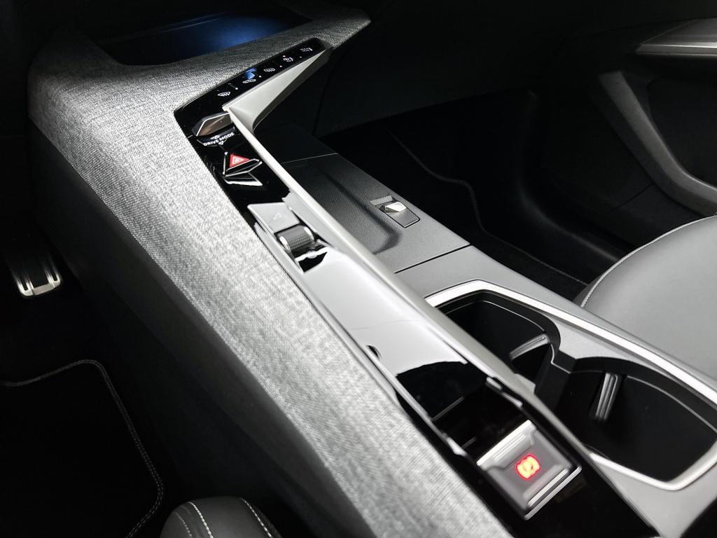 Peugeot 3008 hybrid 145pk automaat gt | rijklaar | trekhaak | elektrische a