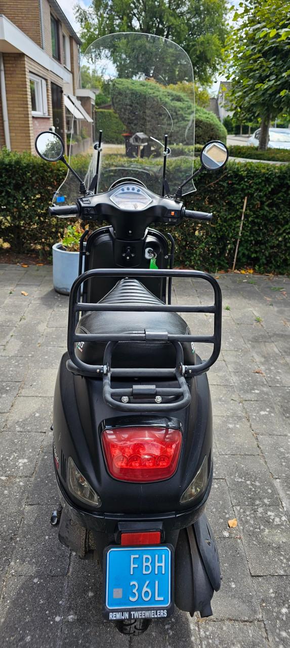 GTS Scooter