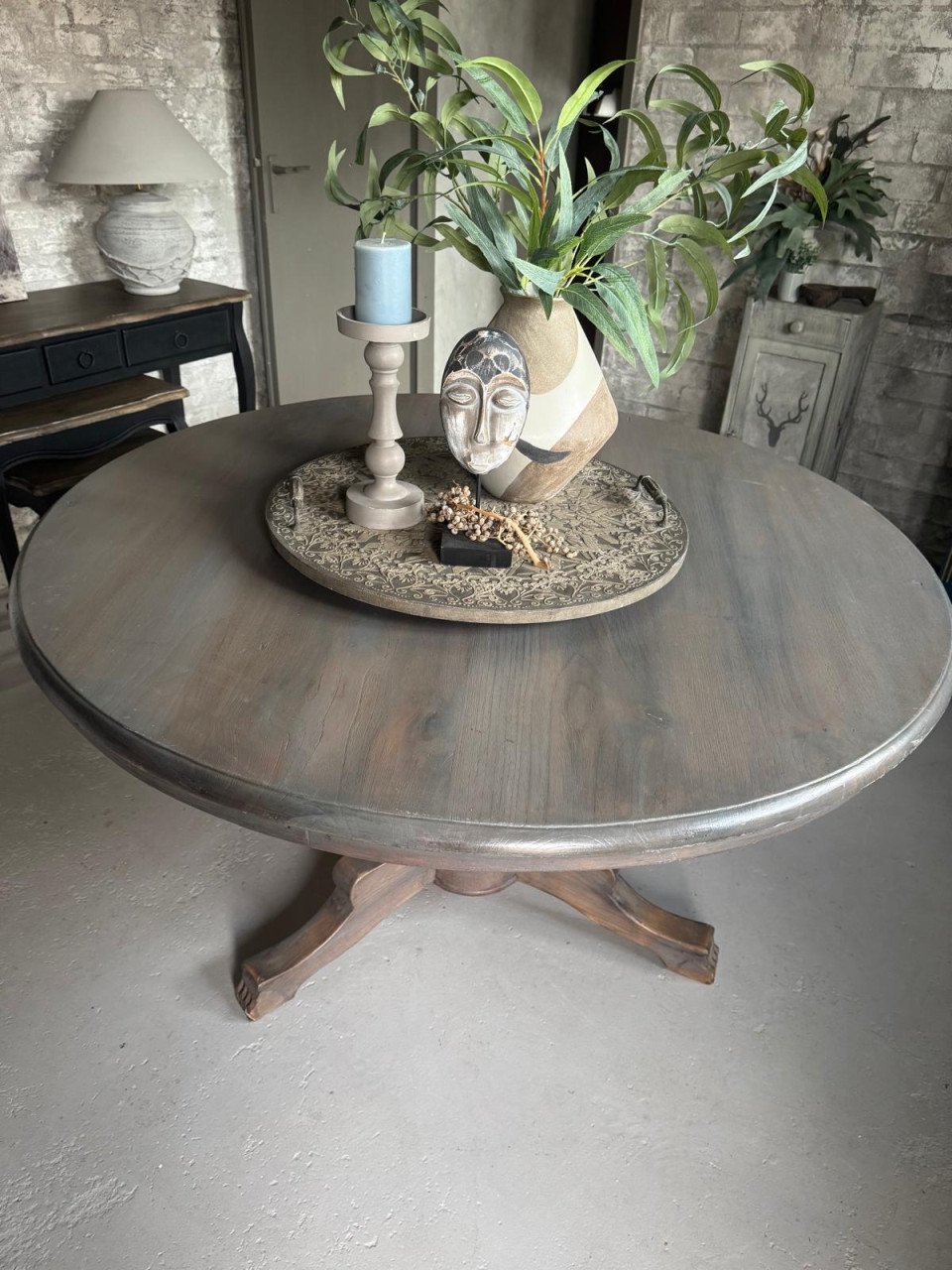 Sobere landelijke eettafel 130 diameter