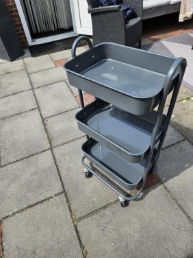 Opbergbakken op wieltjes