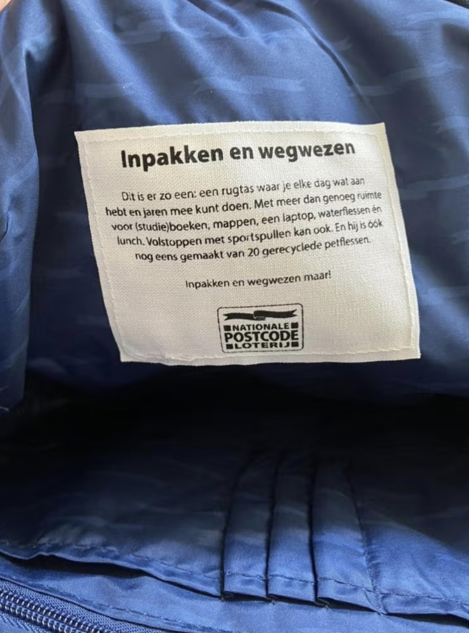 Rugzak  postcodeloterij en paraplu vlinder van postcodeloterij