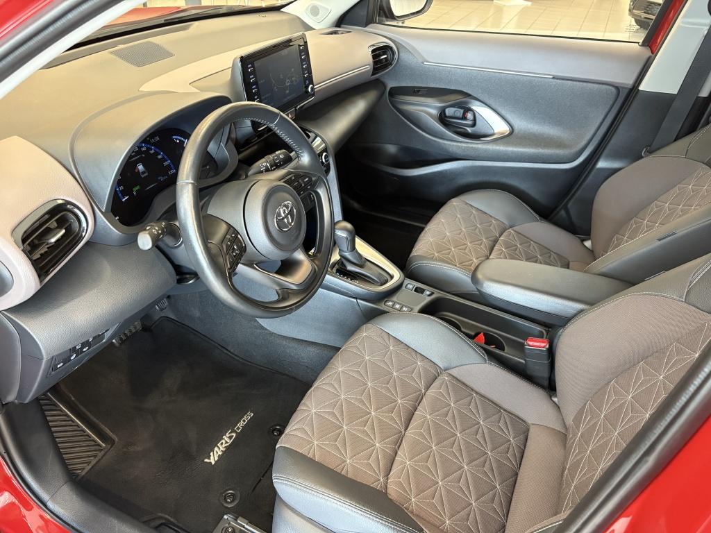 Toyota Yaris Cross 1.5 hybrid executive| 360camera| stoel.verw| adap.cruise