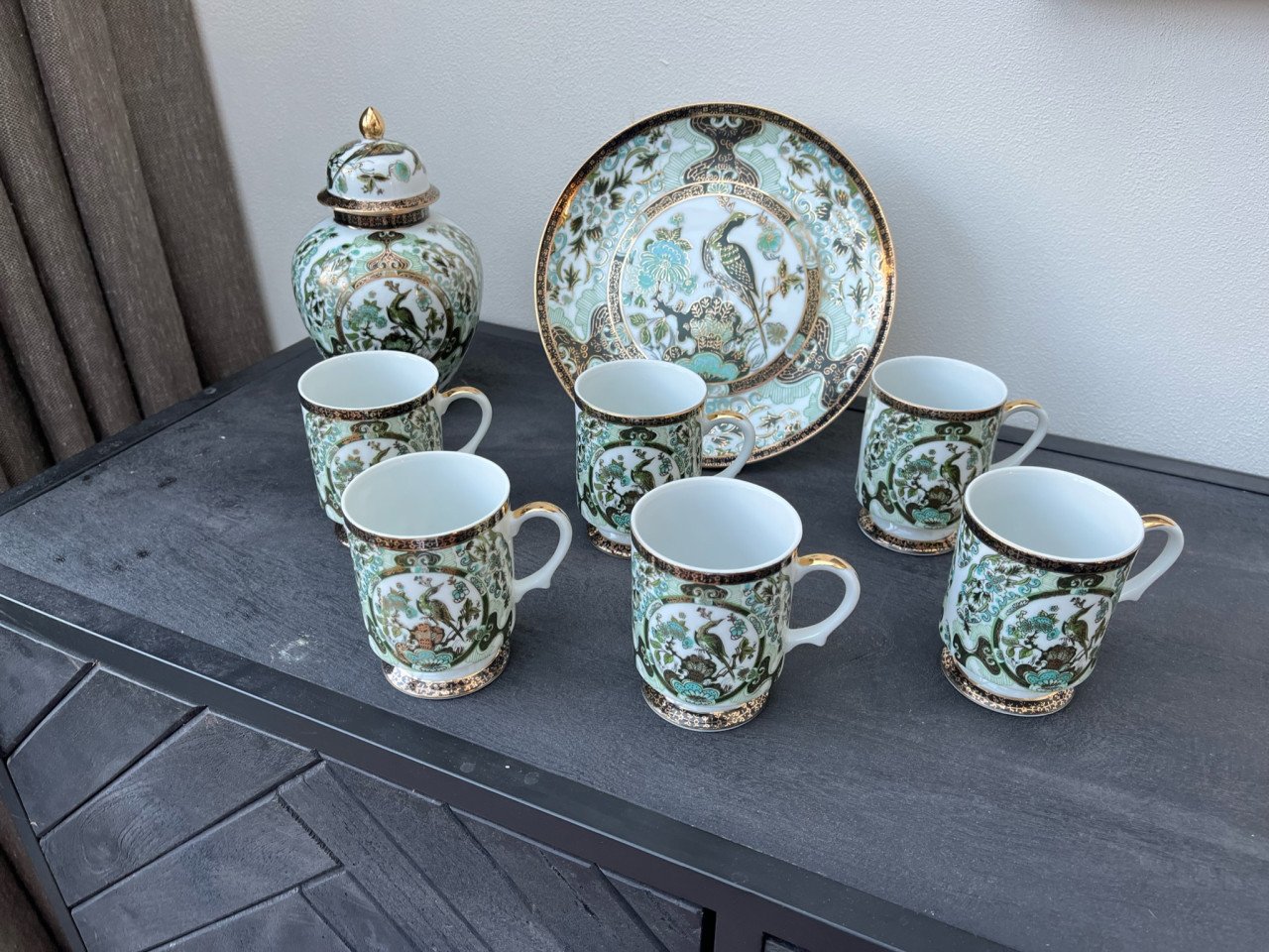 Saji decoratief porceleinen servies te koop