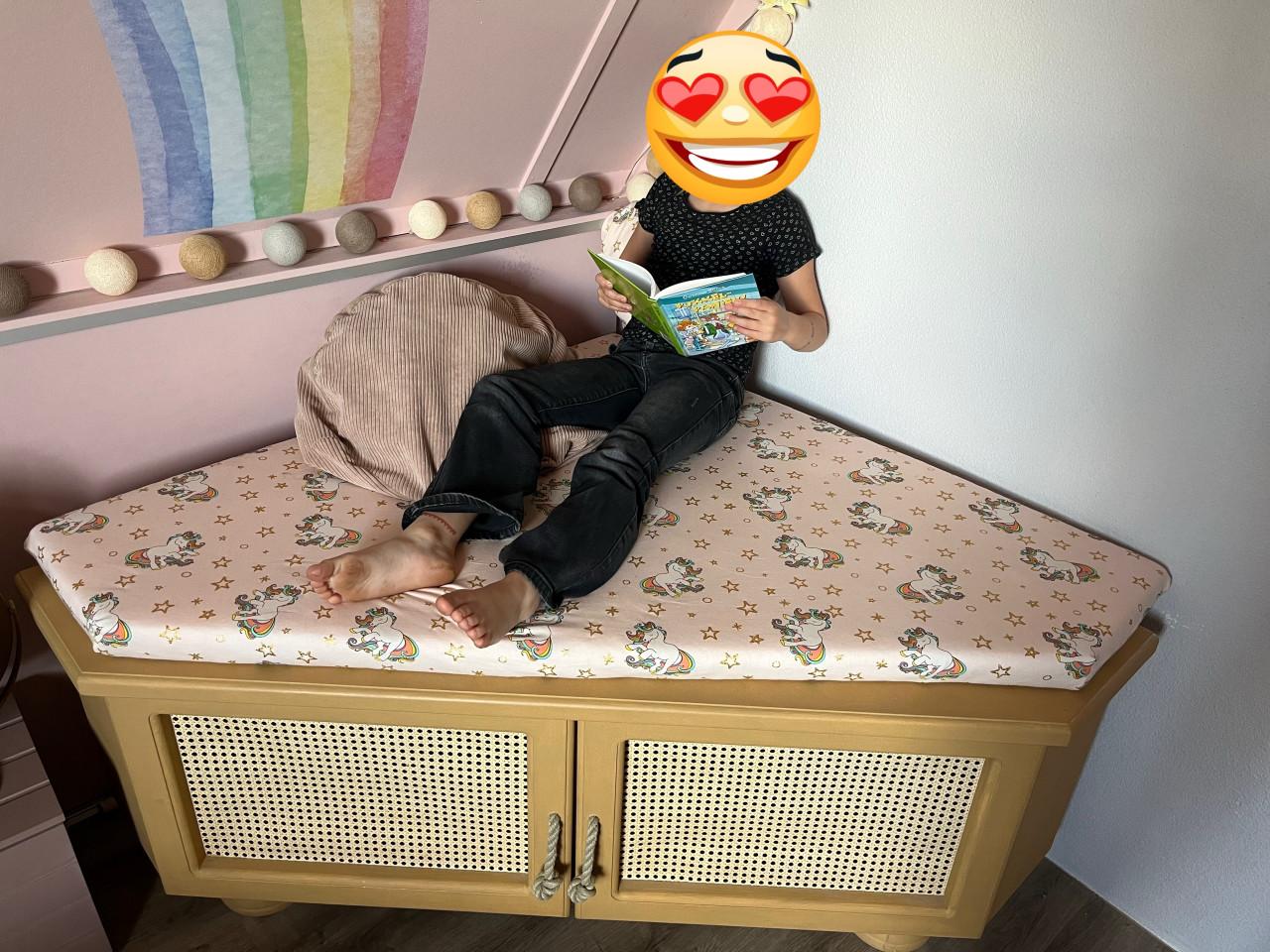 Uniek kastje voor jonge meiden met unicorn kussens