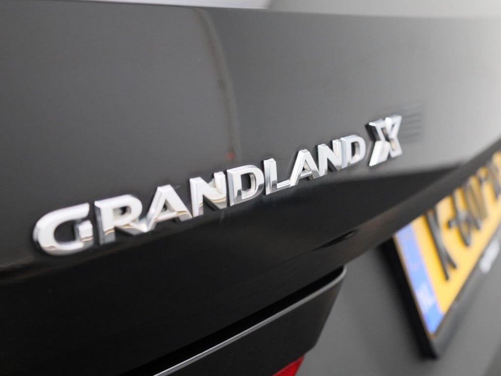 Opel Grandland X 1.2 turbo elegance | automaat | trekhaak | lmv | parkeer s