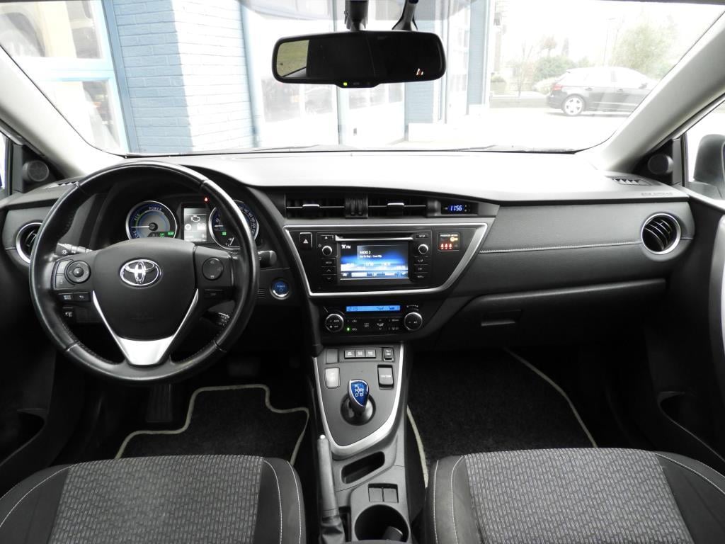 Toyota Auris 1.8 hybrid executive trekhaak