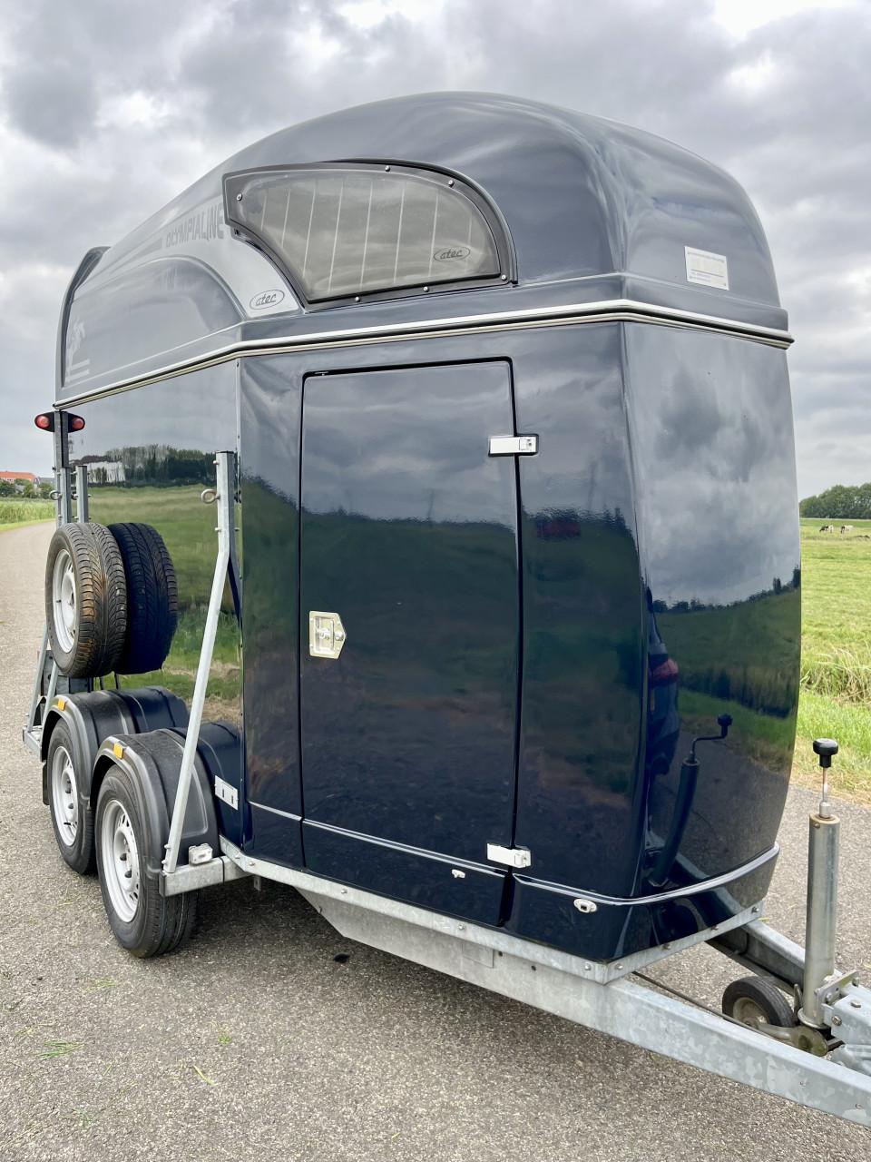 Polyester 1,5 paards Atec Olympialine met alubicomp bodem