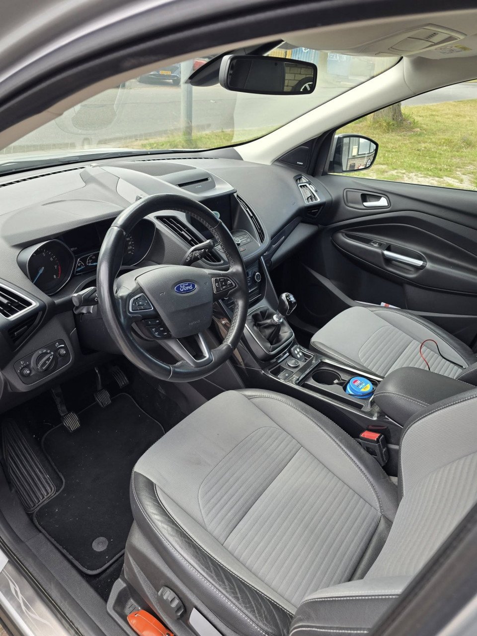 Zeer mooie Ford kuga 1.5 titanium  Bouwjaar 2017