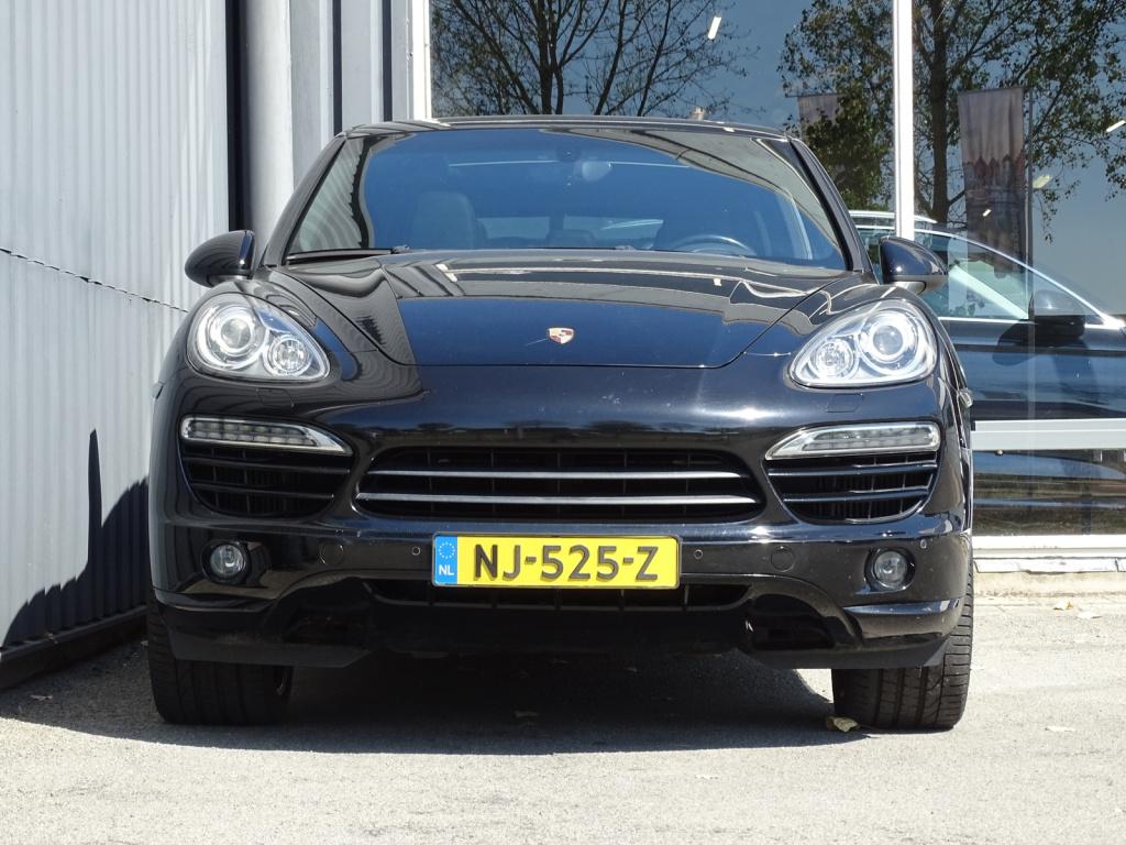 Porsche Cayenne 3.0 d | bose | pano | memory | bi-xenon