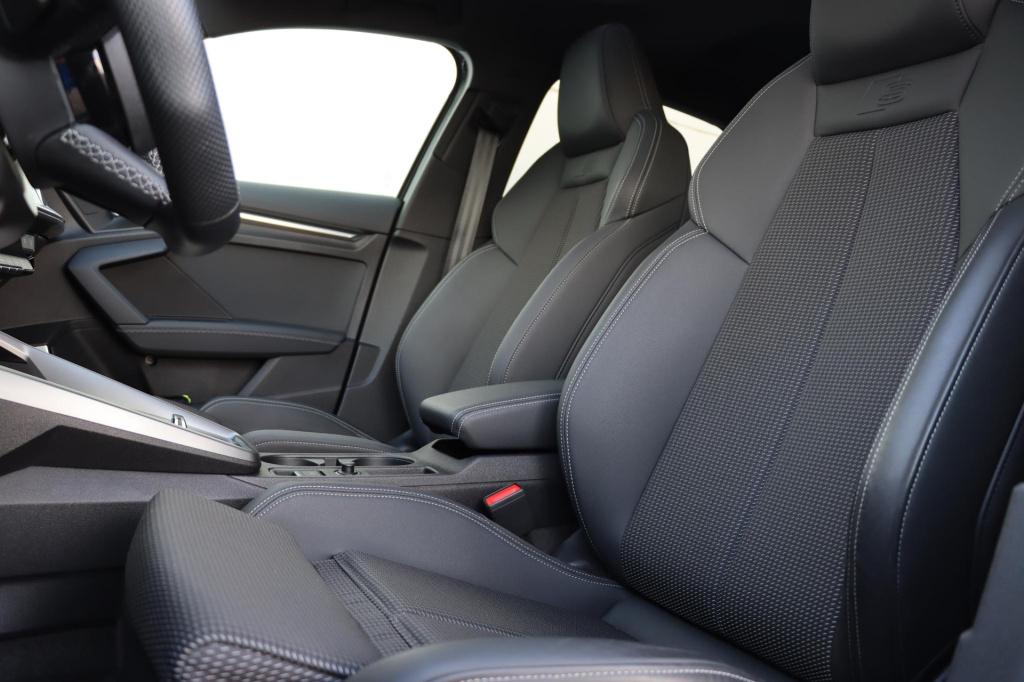 Audi A3 sportback 35 tfsi s edition 150pk s tronic