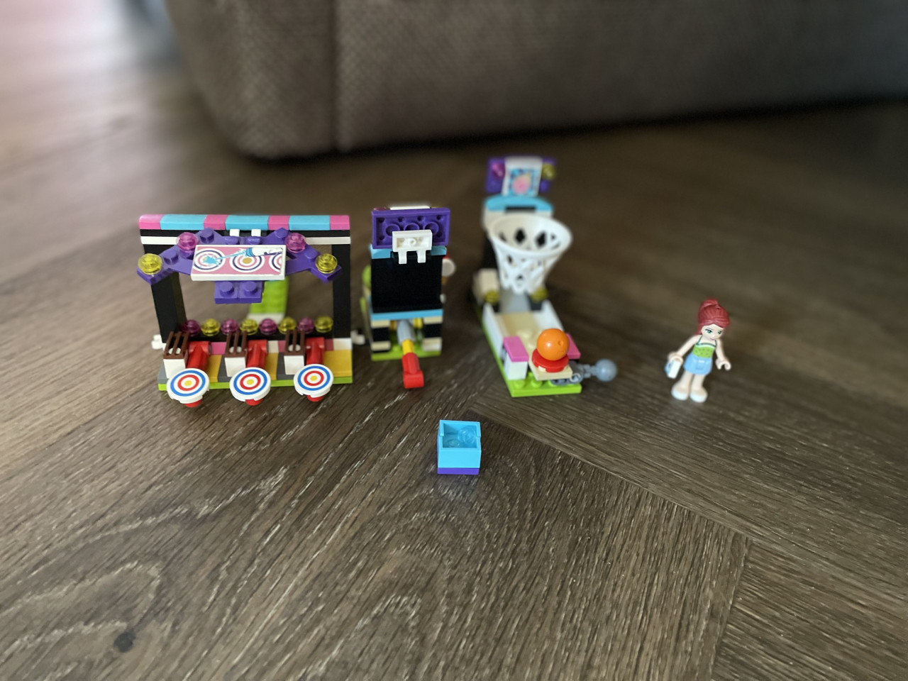 Lego Friends: Pretpark spelletjeshal 41127