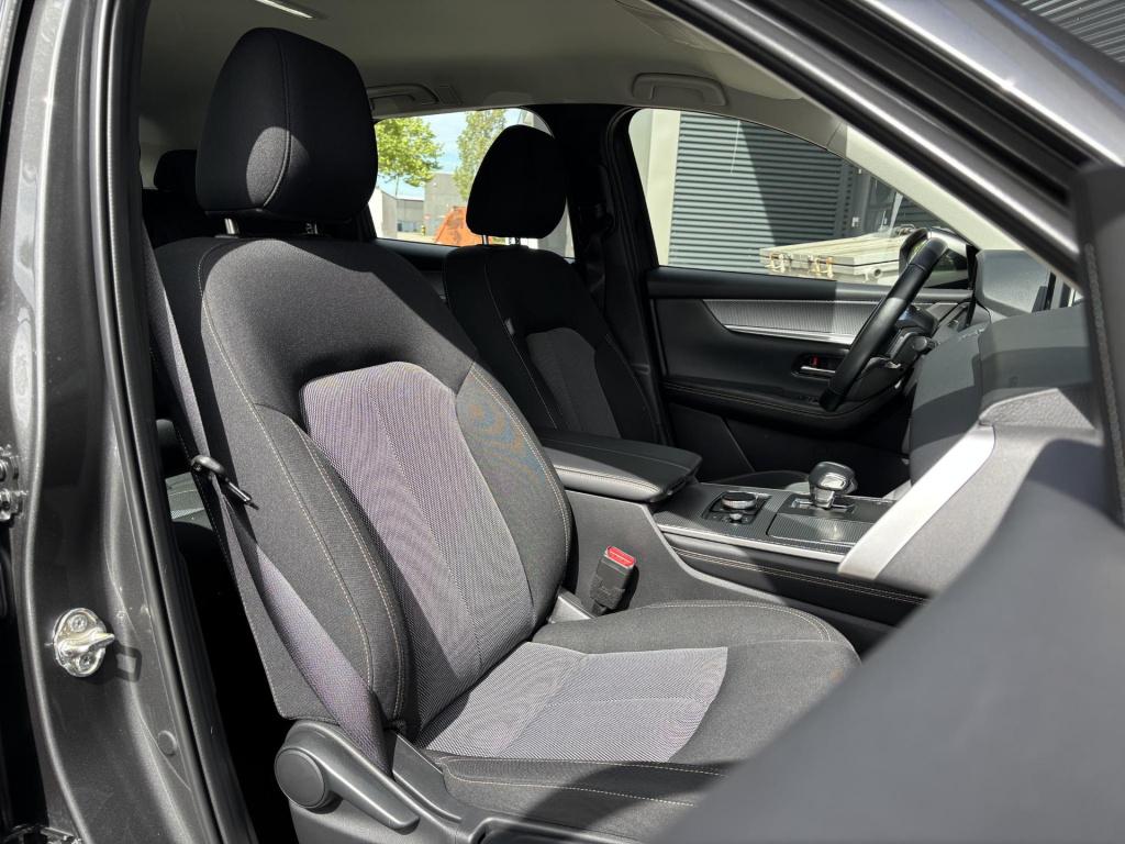 Mazda Cx-60 2.5 e-skyactiv phev exclusive-line soh 96% nl-auto!