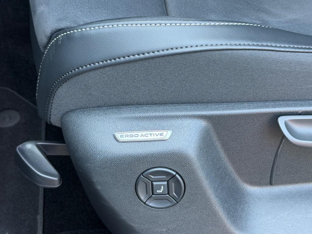 Volkswagen Tiguan 1.5 ehybrid elegance 204pk | trekhaak | all-season | dode