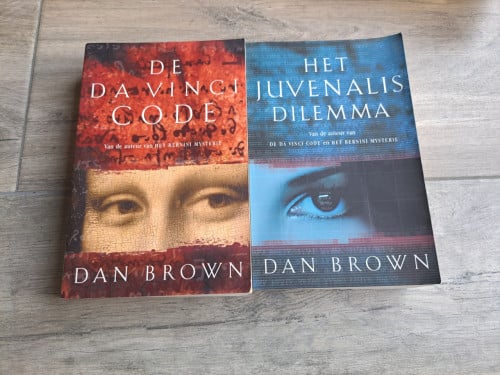 De da vinci code en het juvenalis dilemma van Dan Brown