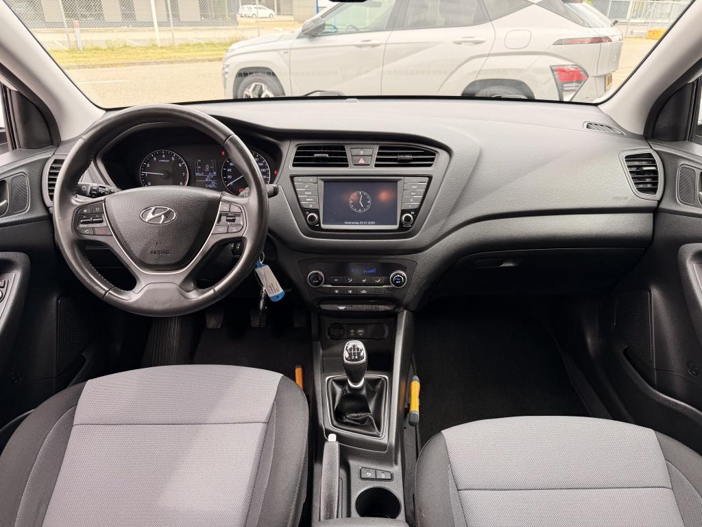 Hyundai I 20 1.0 t-gdi comfort | navigatie | cruise | camera | dealer onder