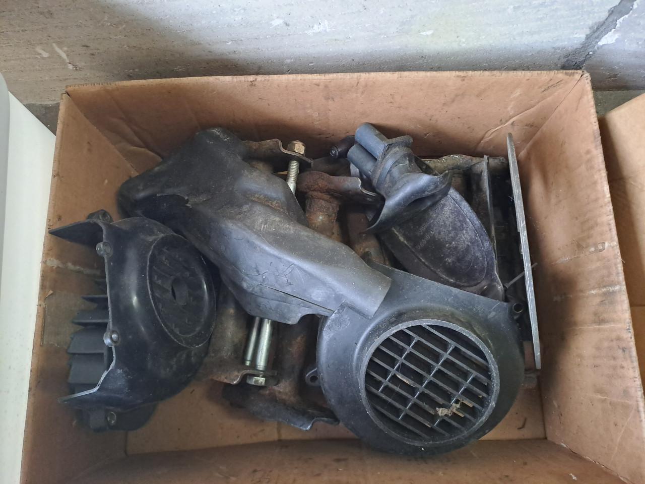 Te koop onderdelen peugeot vivacity 2 takt koopje