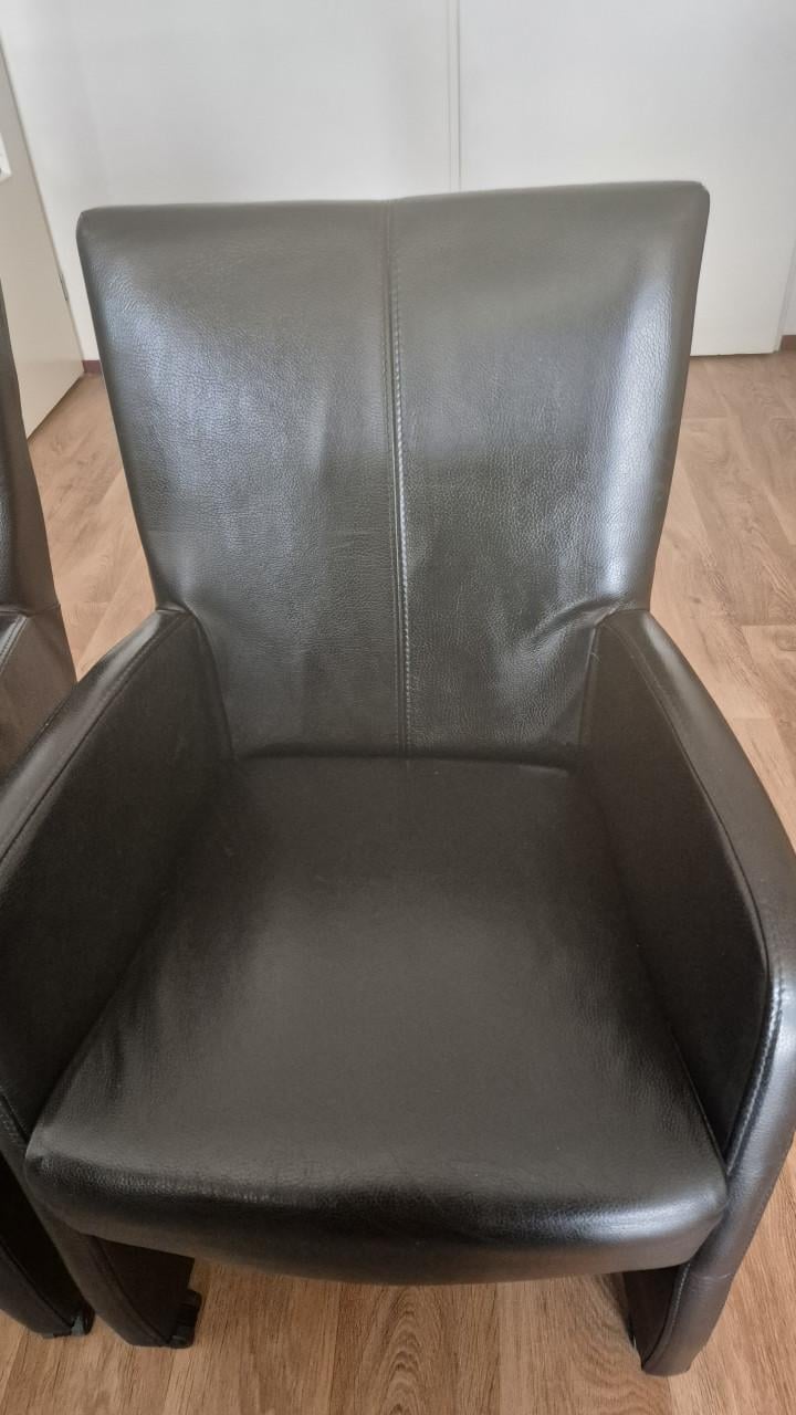 Eetkamerstoelen op wieltjes