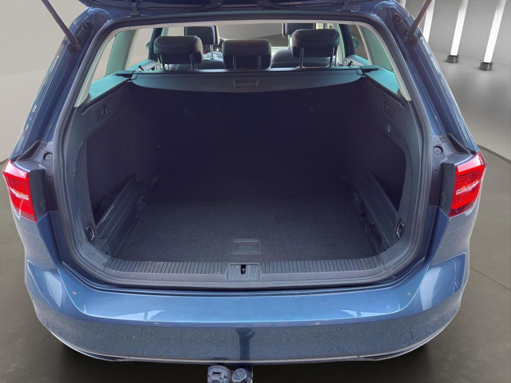 Volkswagen Passat variant 1.4 tsi act connected series plus | r-line | mass