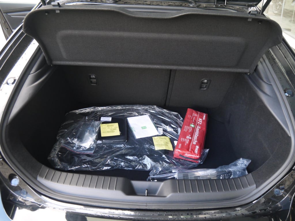 Mazda 3 2.5 e-skyactiv-g m hybrid 140 exclusive-line