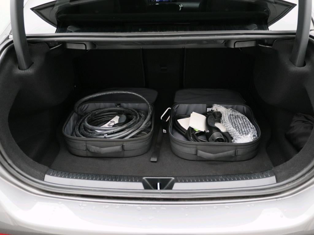 Mercedes-Benz A-Klasse 250 e business solution amg amg line | night pakket 