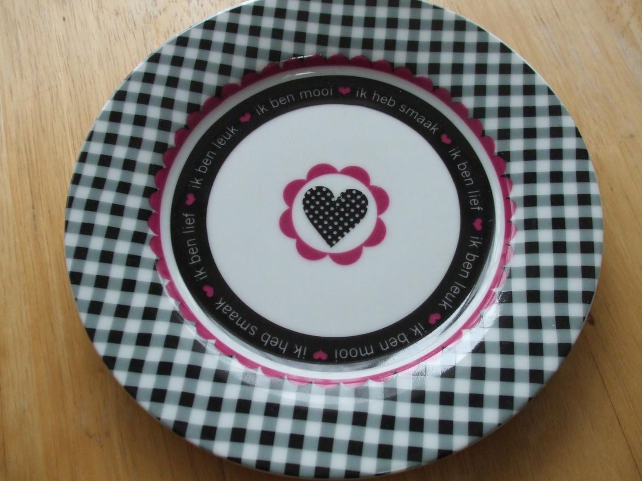 Te koop set mooie borden.(nieuw).