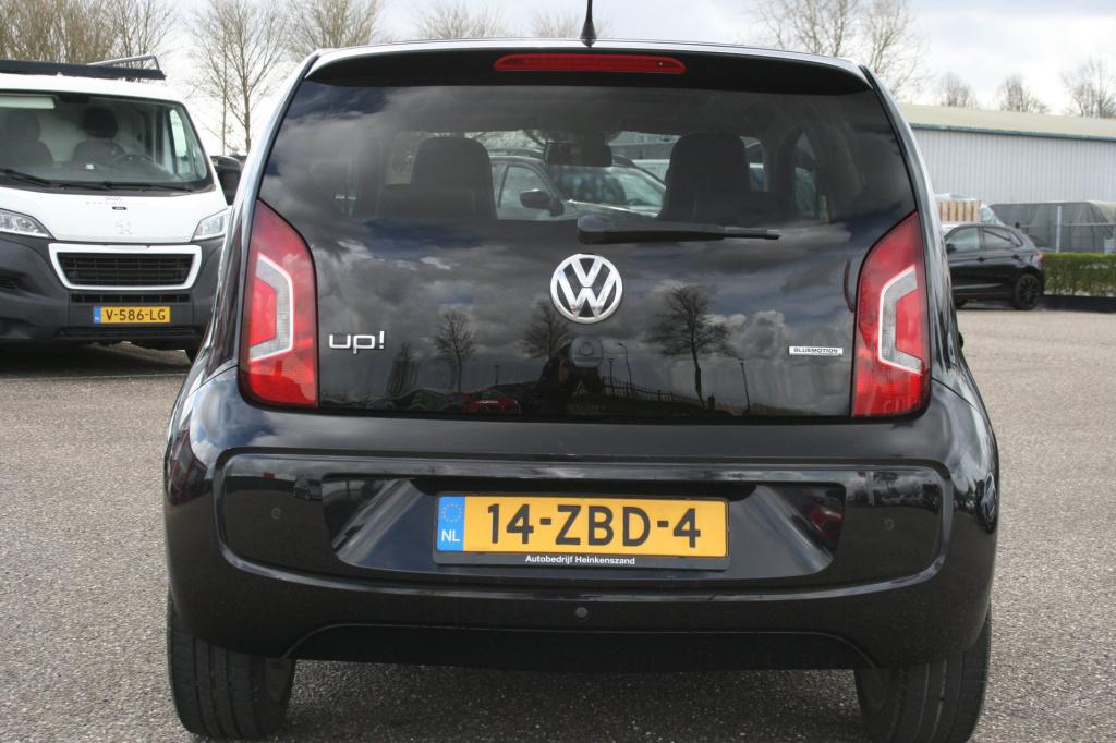 Volkswagen UP! 1.0 high up! black edition bluemotion
