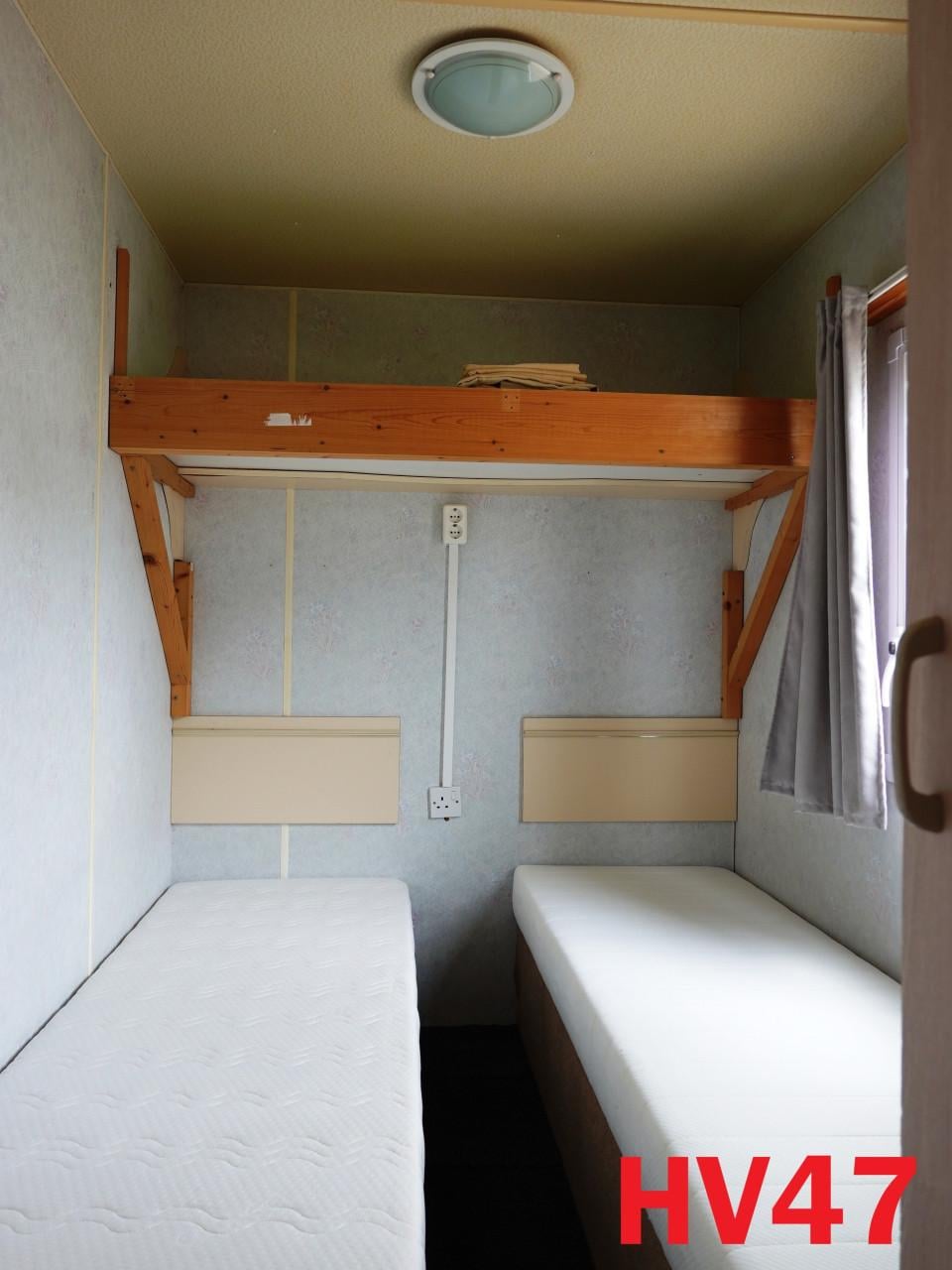 Betaalbare stacaravan met 3 slaapkamers en dubbel glas te koop