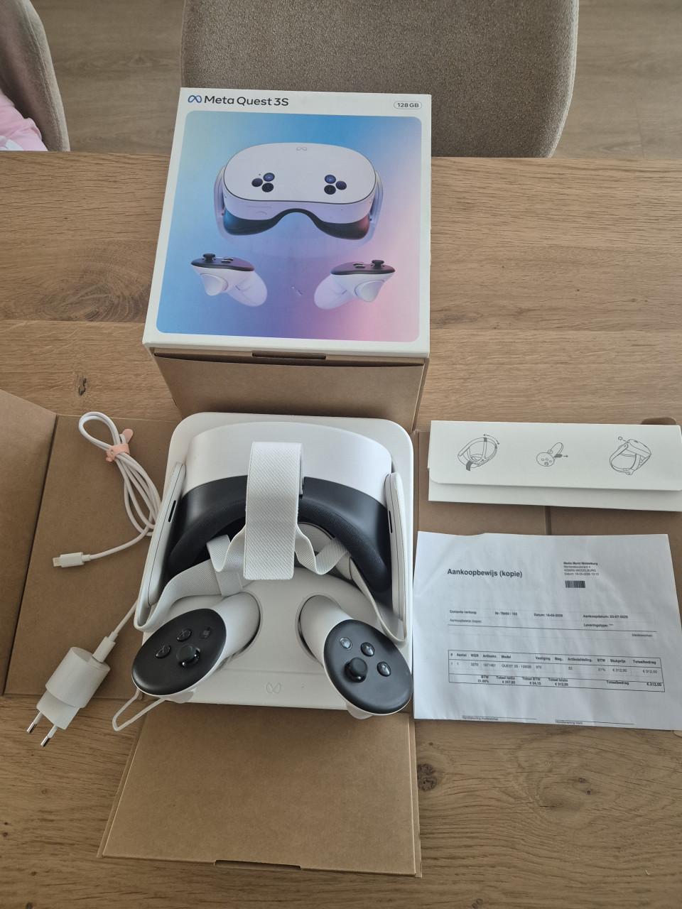 VR bril Meta Quest 3S, 128 GB + Batman Arkem Shadow
