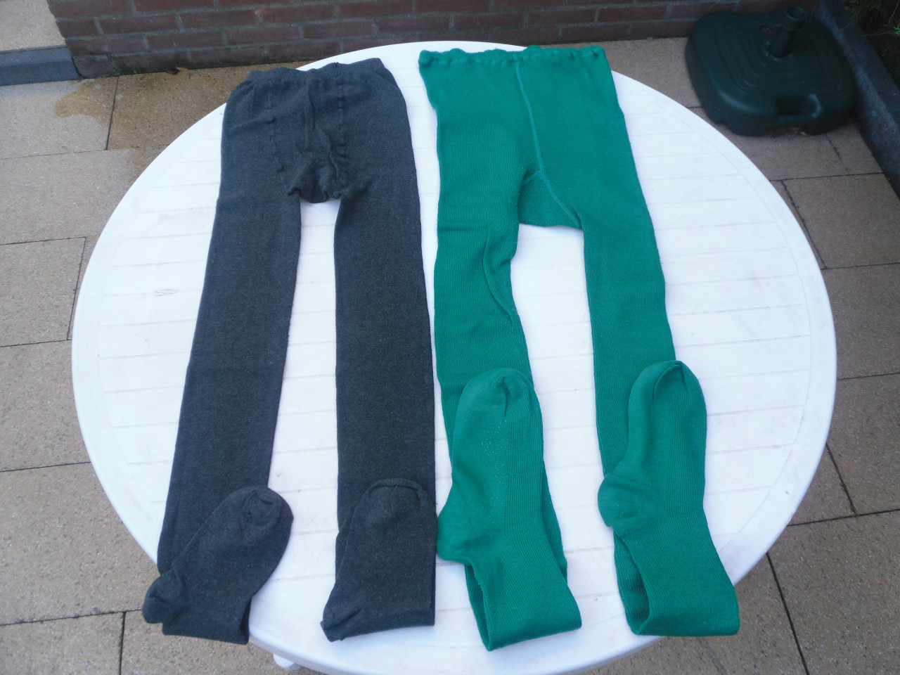 MAILLOTS GRIJS NIEUW  48-50 + GROEN 48
