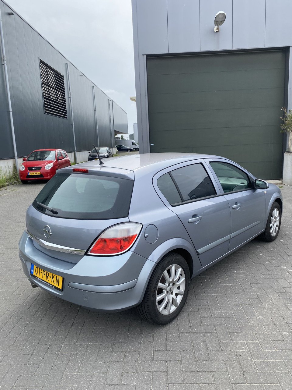 Opel Astra 1.6 16V 5D 77KW 2004 Grijs | 110.878 KM NAP!