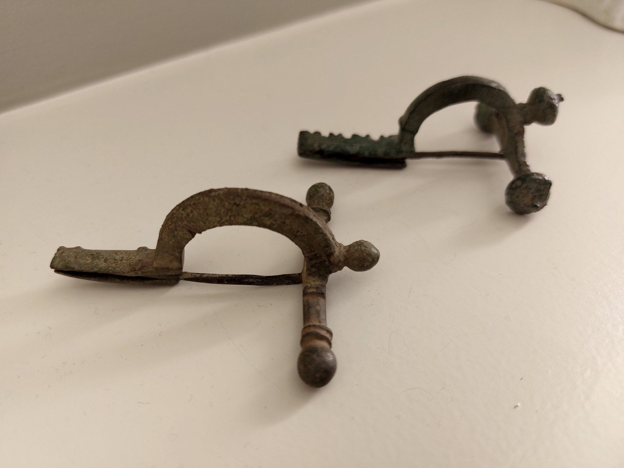 Kruisboogfibula 2 stuks