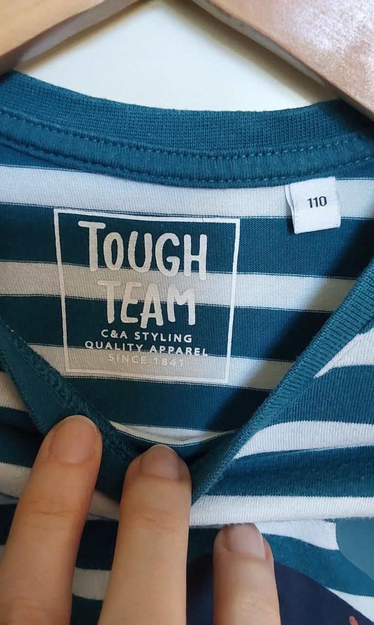 T-shirt van het merk C&A in maat 110