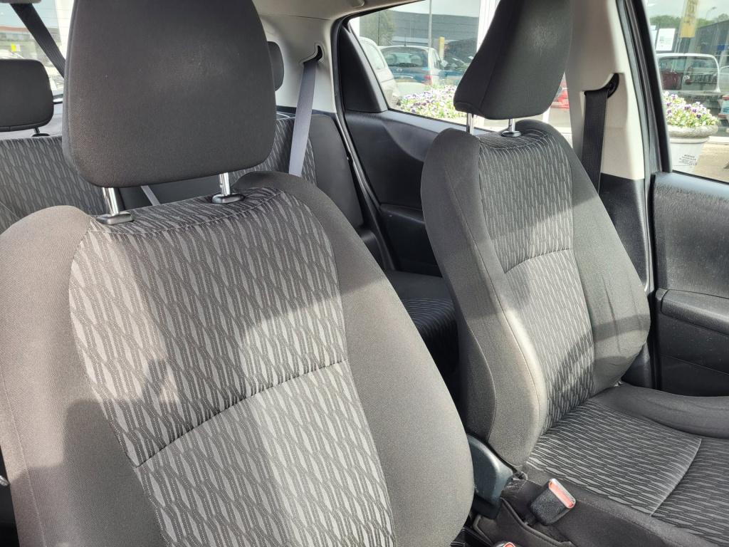 Toyota Yaris 1.3 vvt-i now