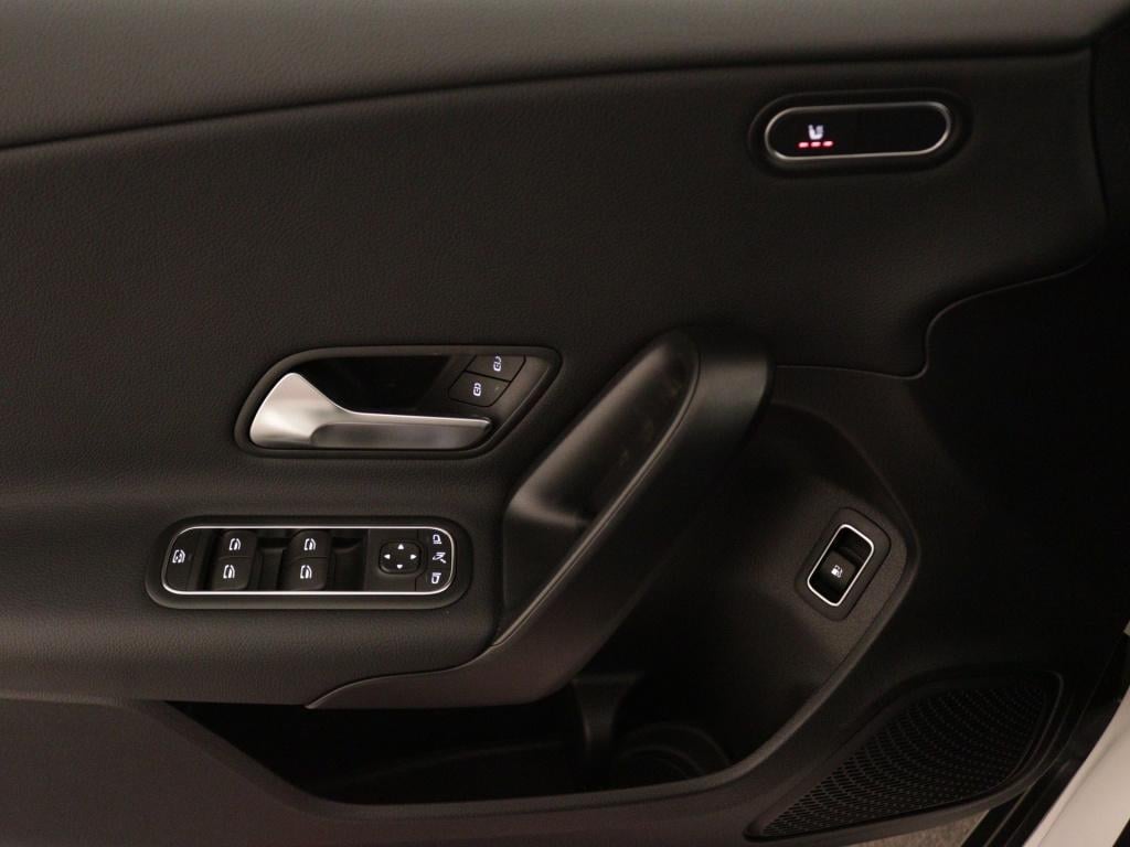 Mercedes-Benz A-Klasse 250 e star edition limited | dodehoekassistent | par