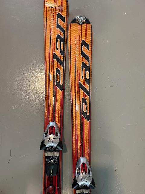 Ski's + bindingen Elan Magfire 10