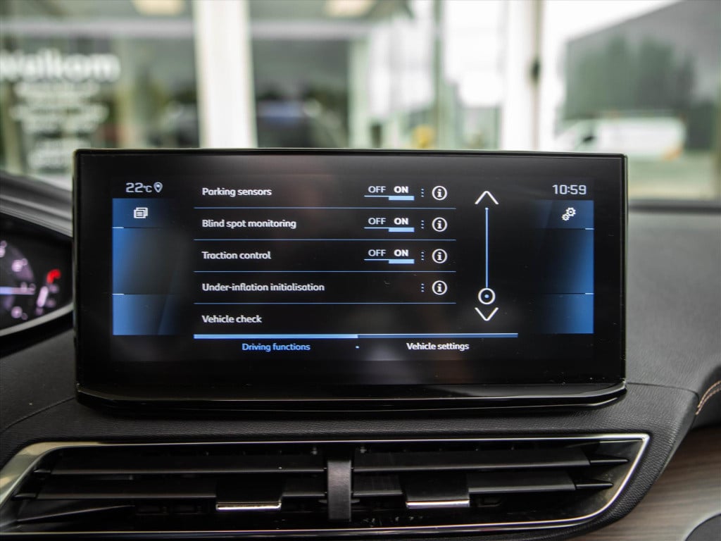 Peugeot 5008 1.2 puretech 130pk gt automaat | 7-zits | nappa leder | focal 