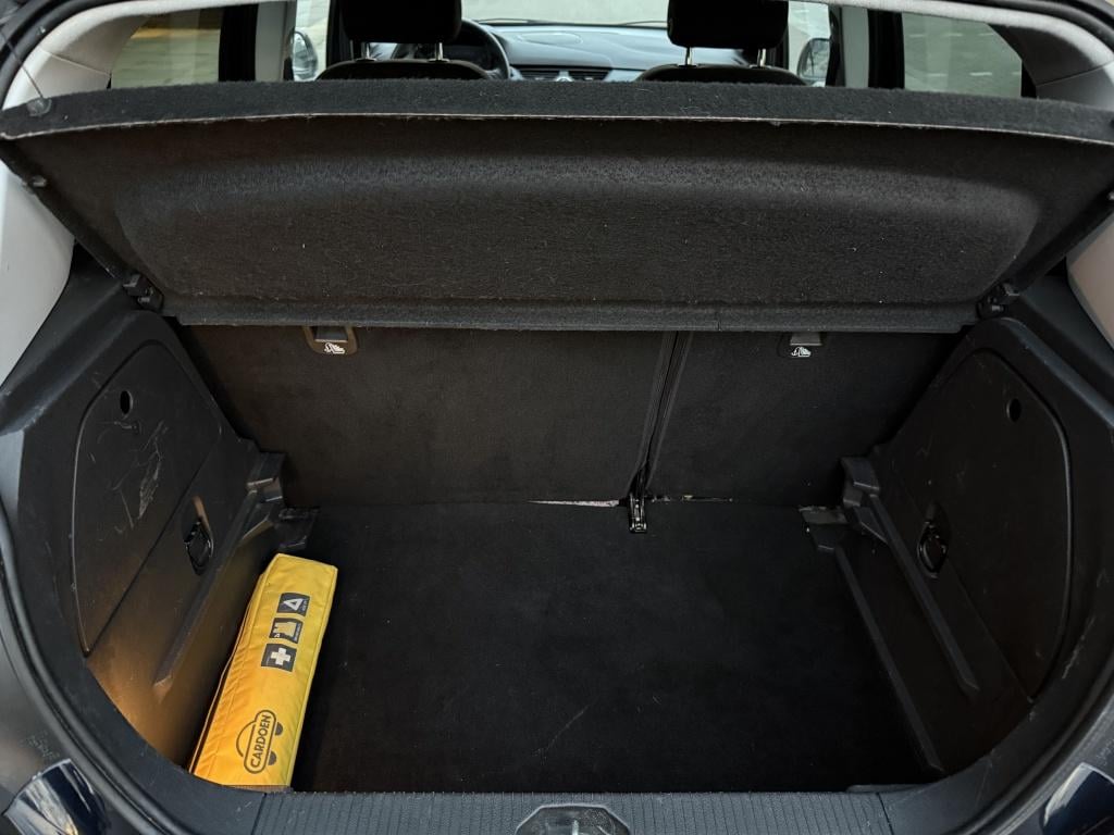 Opel Corsa 1.4 favourite