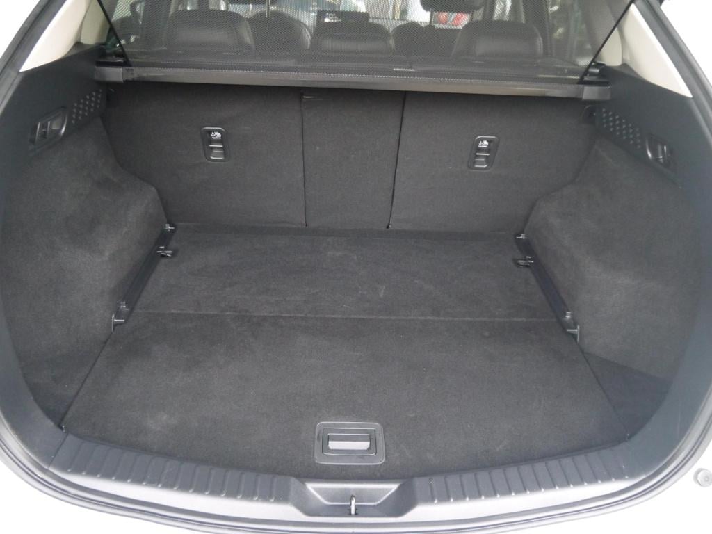 Mazda Cx-5 2.0 skyactiv-g 165 luxury|trekhaak|schuif-/kanteldak|rijklaar