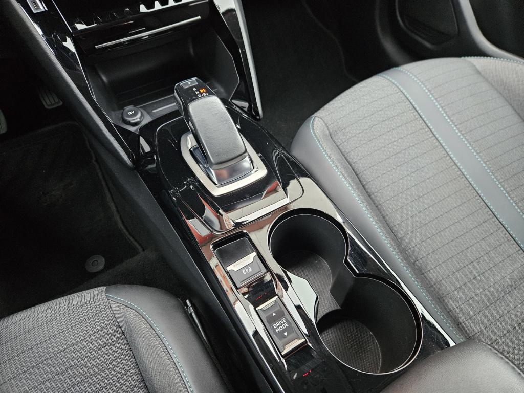 Peugeot 208 ev active 50 kwh | camera | carplay
