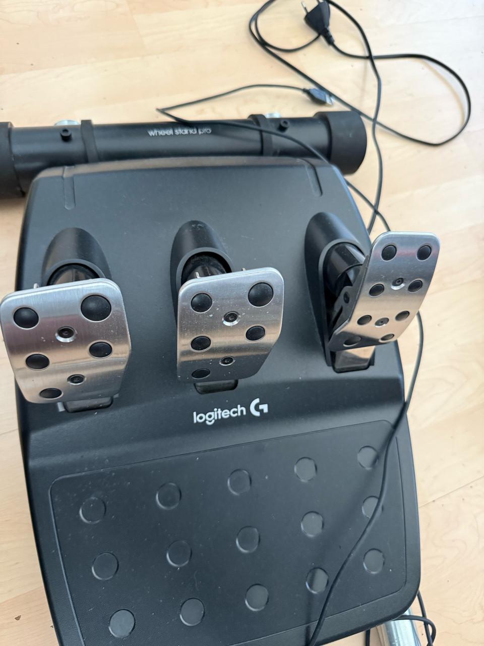 Logitech G29 inclusief wheel stand pro