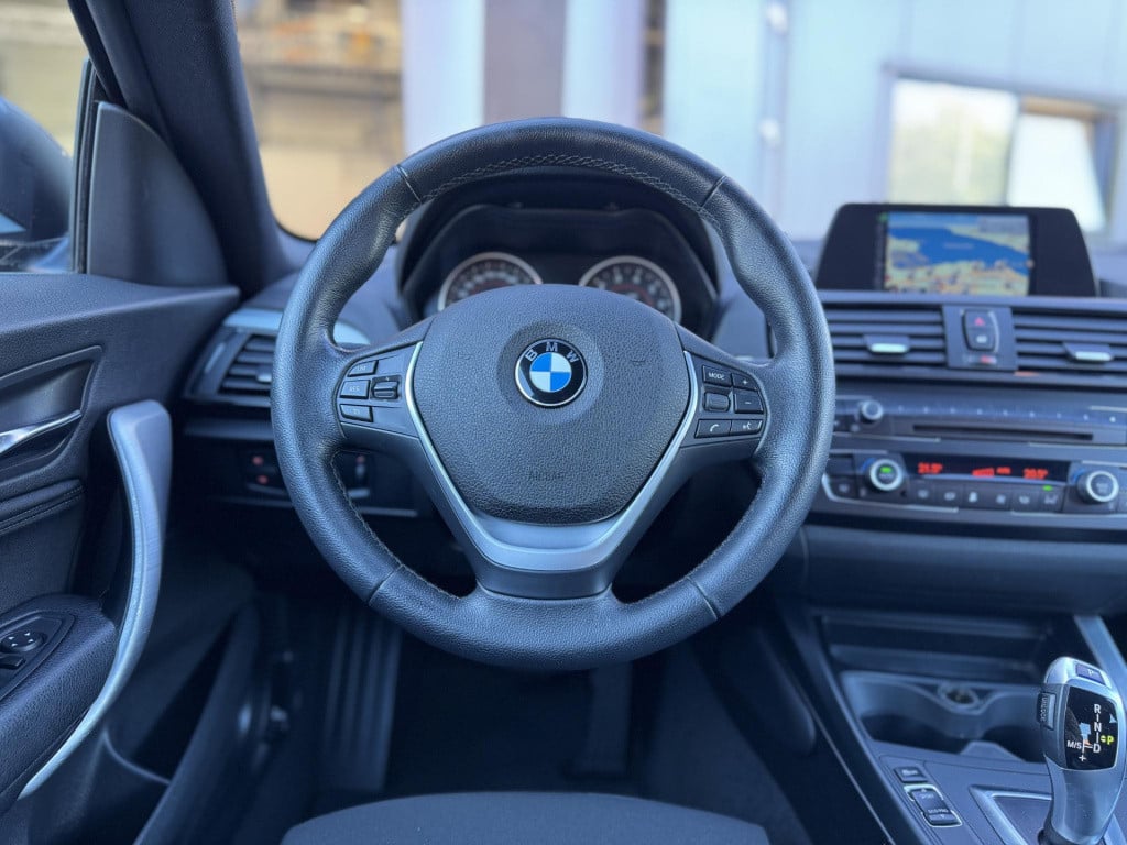 BMW 2-serie coupé 220i executive sport-line | navigatie | cruise control | 
