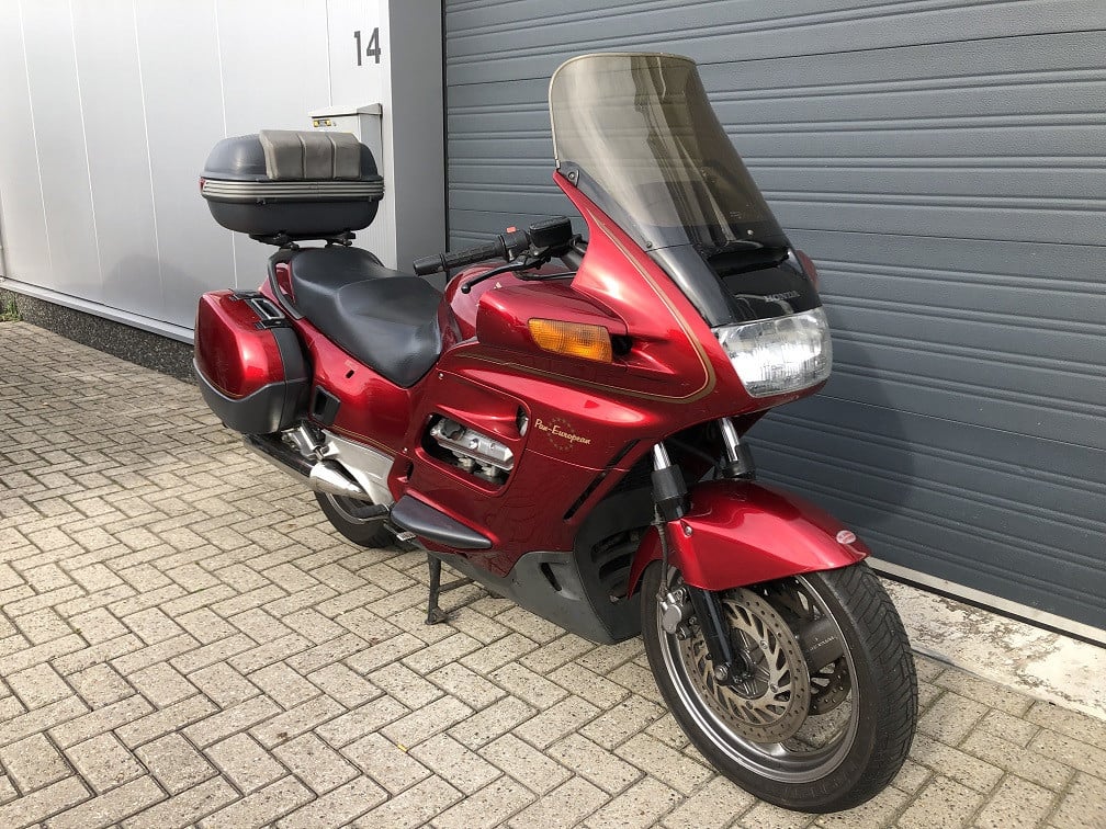 Inruilkoopje: Nette Honda ST1100 Pan Eur. uit '93, RVS uitlaatdempers €1495