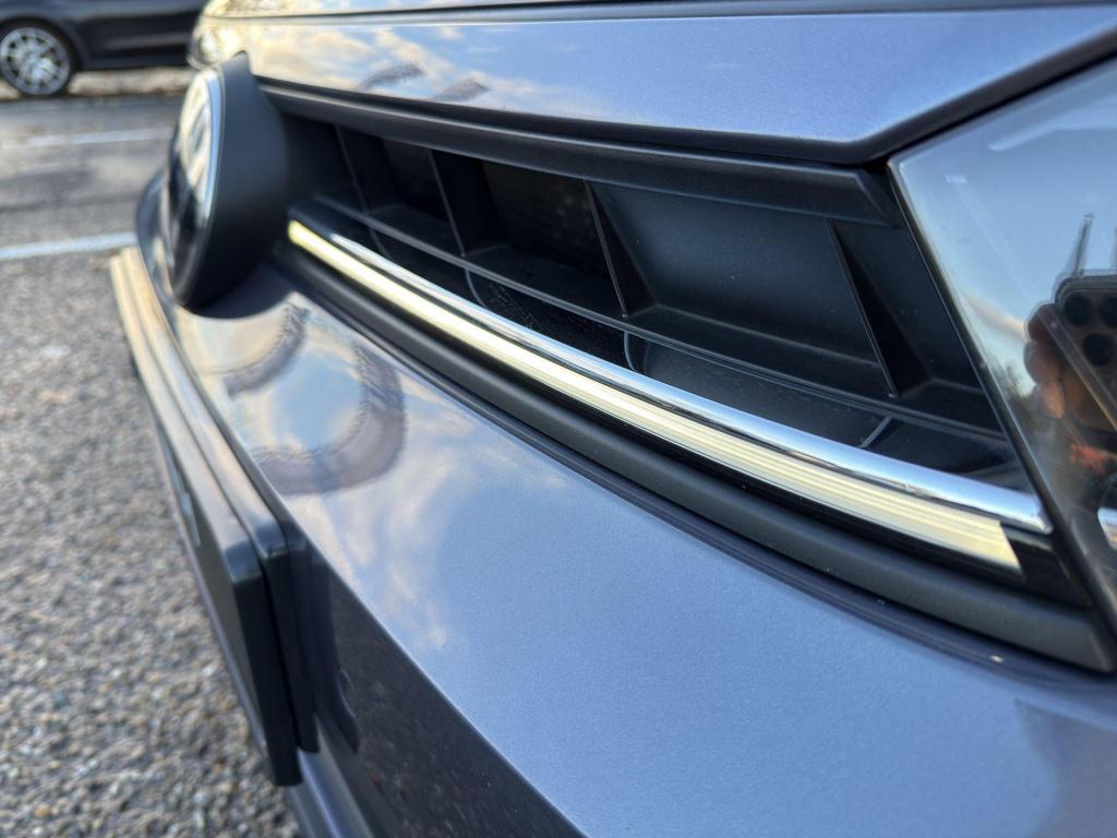 Volkswagen Polo 1.0 tsi style | camera | parkeersensors | airco (automatisc